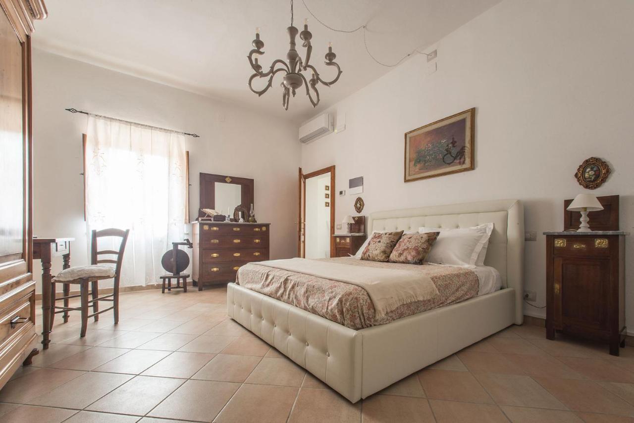 ホテル A Casa Di Irma E Nilo パラーイア エクステリア 写真